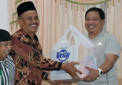Jemaah Masjid Raya Jihad Kota Padang Panjang Berbondong-Bondong ke Kota Bengkulu, Kepo Dengan Helmi Hasan