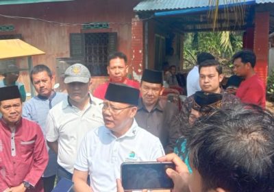 Gubernur Bengkulu Berkunjung ke Rumah Warga Pengidap Kanker Kelenjar Getah Bening