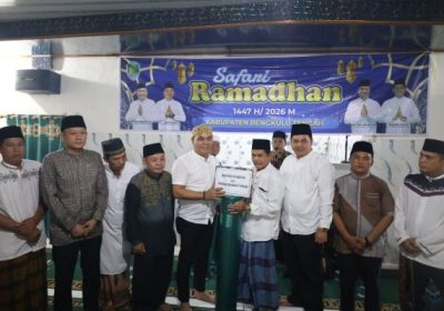 MELALUI SAFARI RAMADHAN 1447 H DI DESA LUBUK PENDAM, WAKIL BUPATI AJAK WARGA TINGKATKAN KEMAKMURAN MASJID