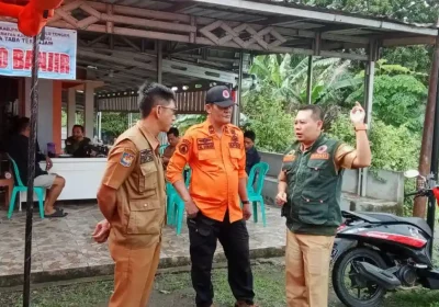 Respons Cepat Menghadapi Banjir: BPBD Bengkulu Tengah Mendirikan Posko Darurat dan Awasi Situasi Secara Ketat